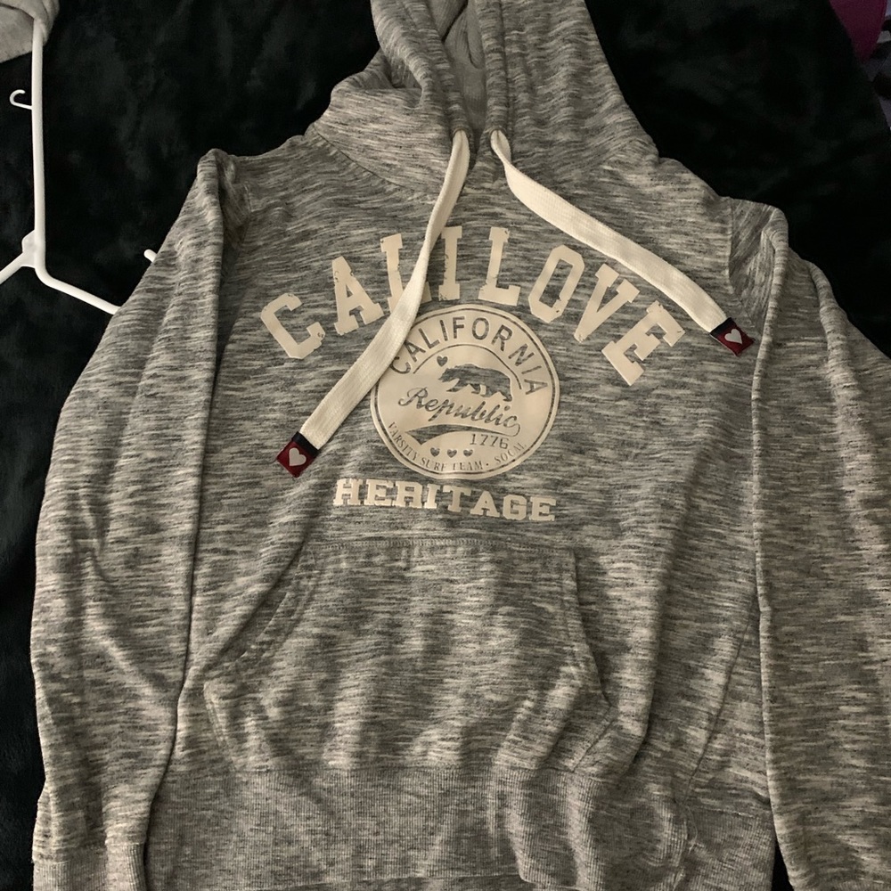 barley worn, warm, drawstring, stain free, gray and white, soft on the inside